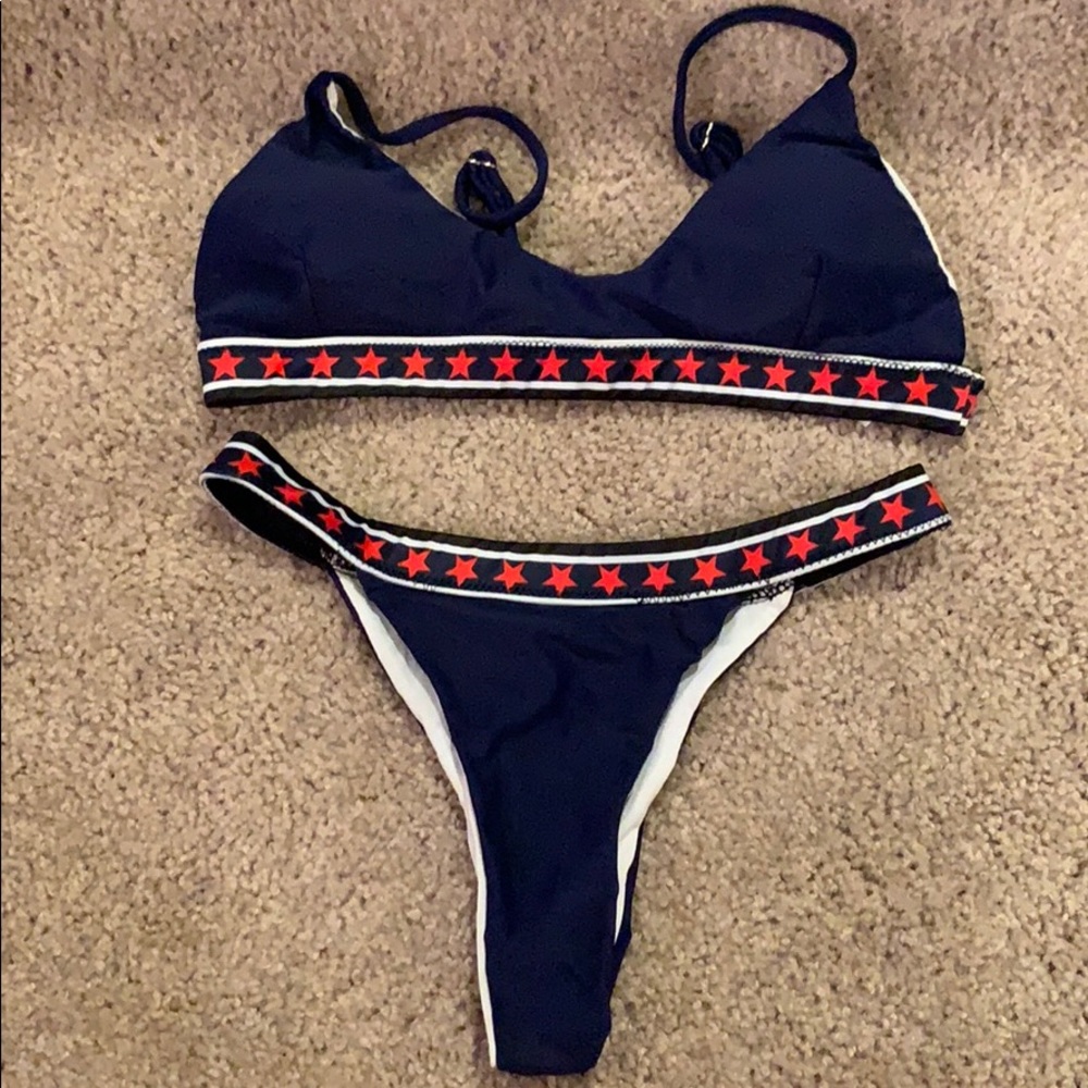 Bikini with star accents